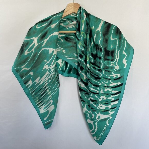 Ivanka Trump Green Abstract Pattern Silk Scarf women's square scarf headscarf - Picture 1 of 4